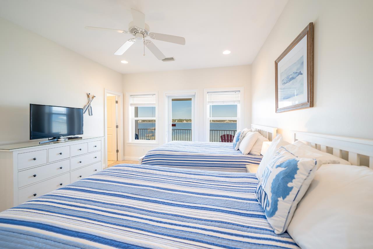 Gulf Horizons 21
