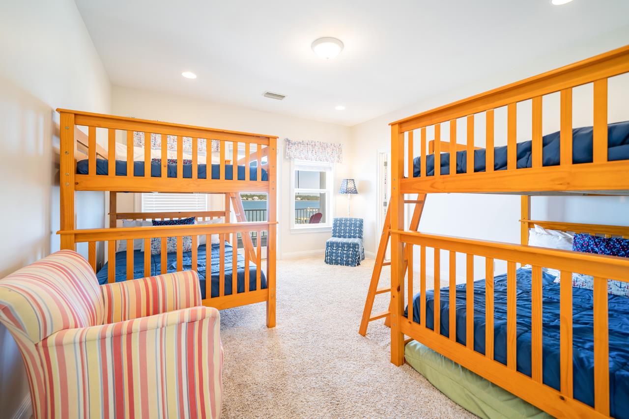 Gulf Horizons 24