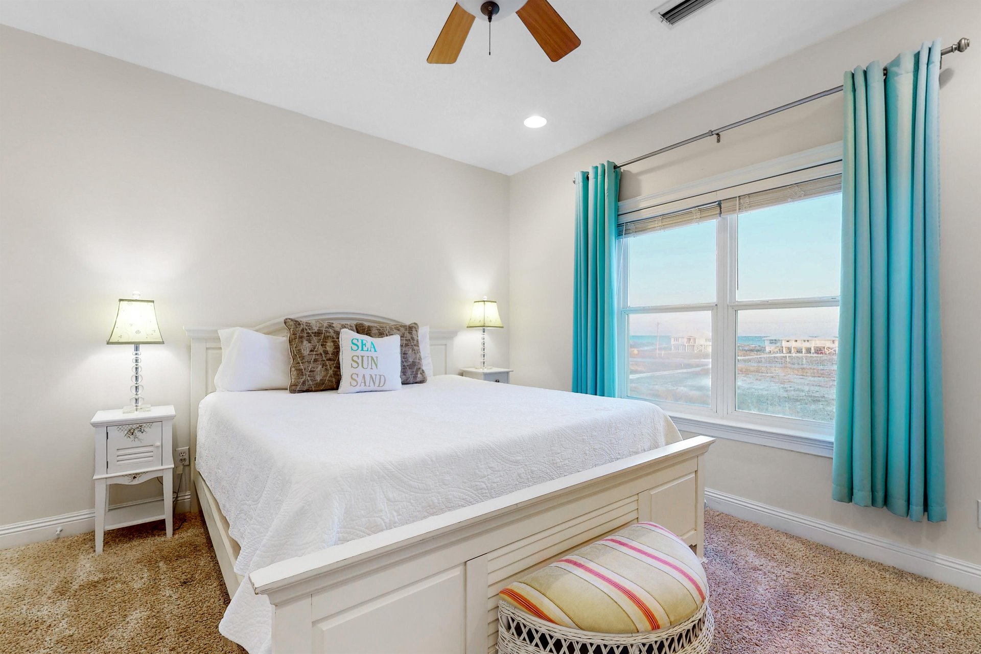 Gulf Horizons 27