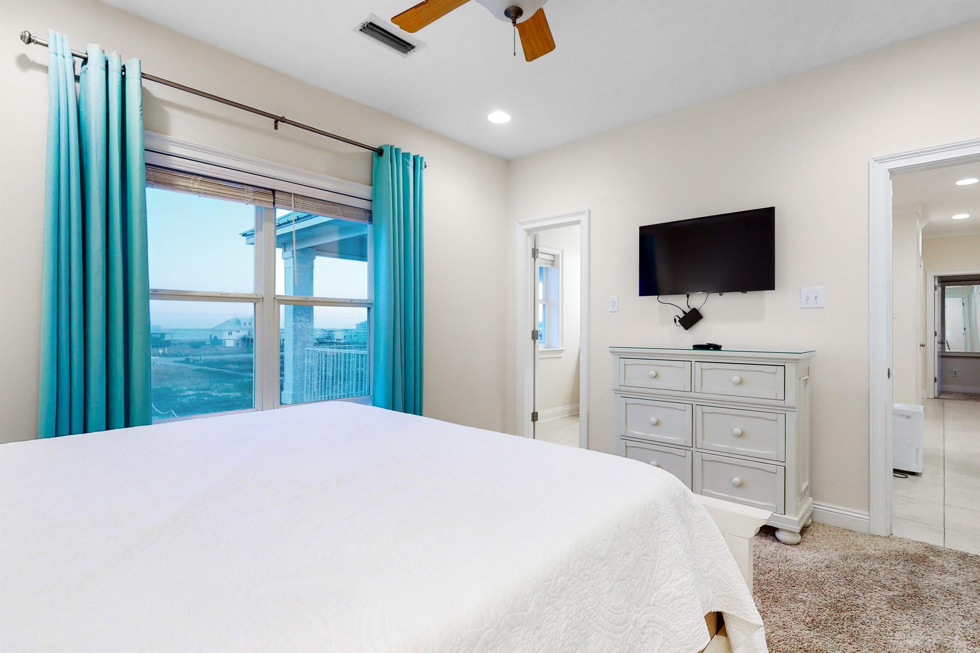 Gulf Horizons 28