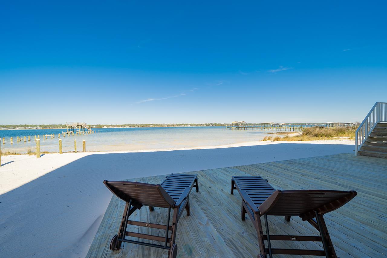 Gulf Horizons 44