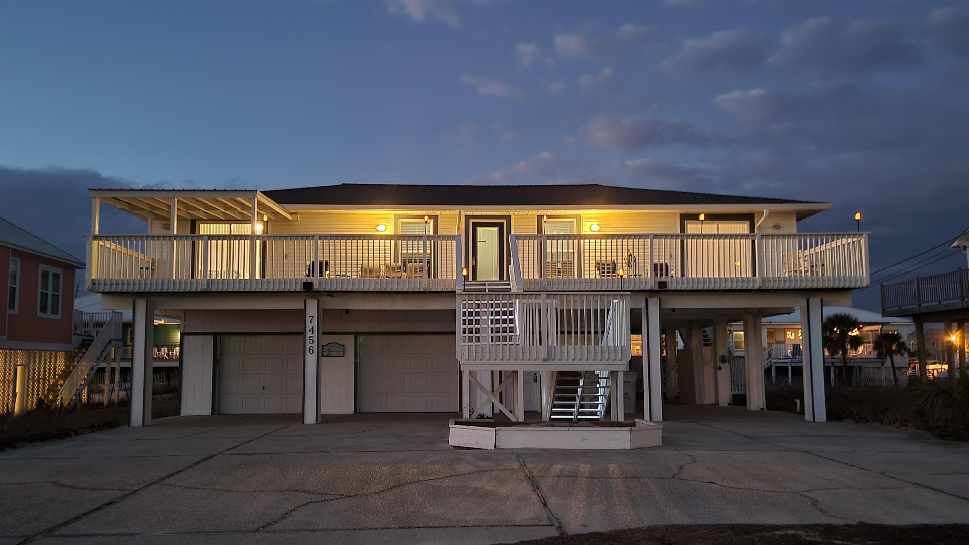 7456 Gulf Boulevard  ParrotEyes Cove 2
