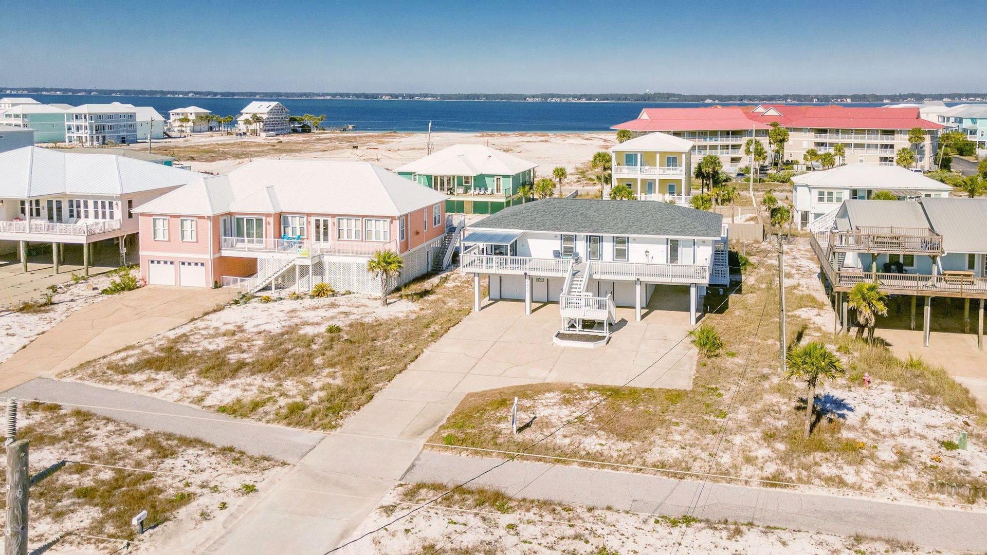 7456 Gulf Boulevard  ParrotEyes Cove 39