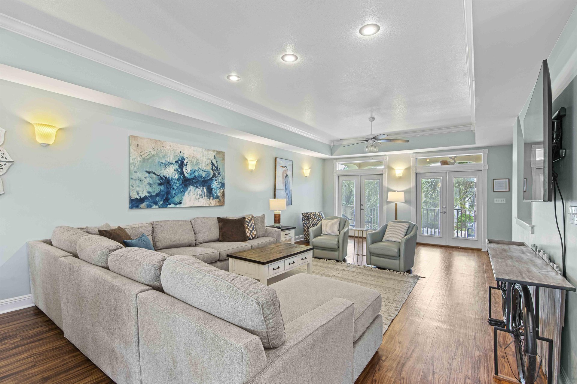 Classy Beaches at Destin Pointe Resort 5