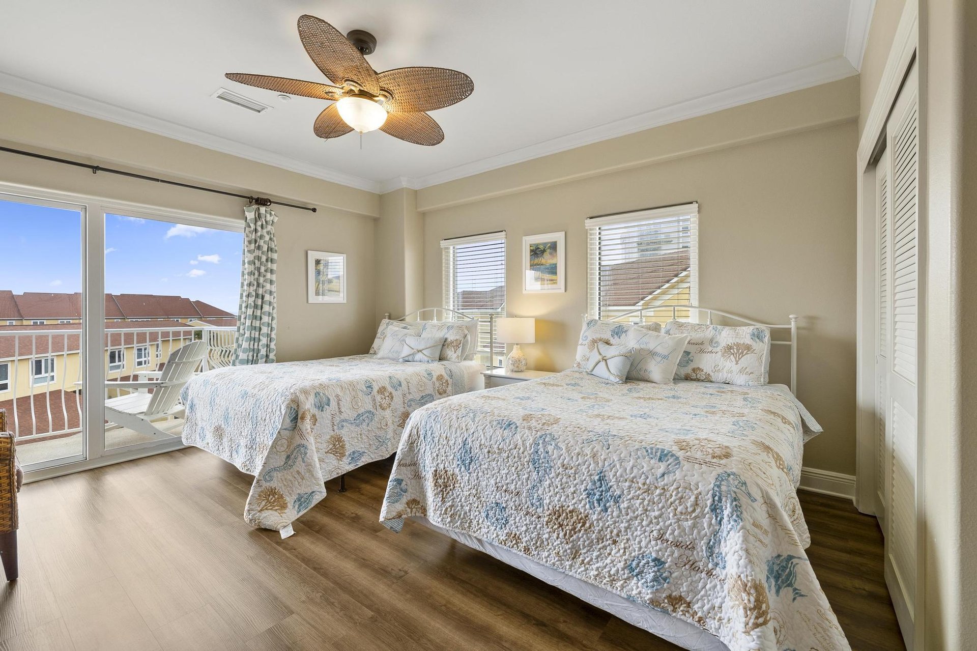 Regency Cabanas B1 21