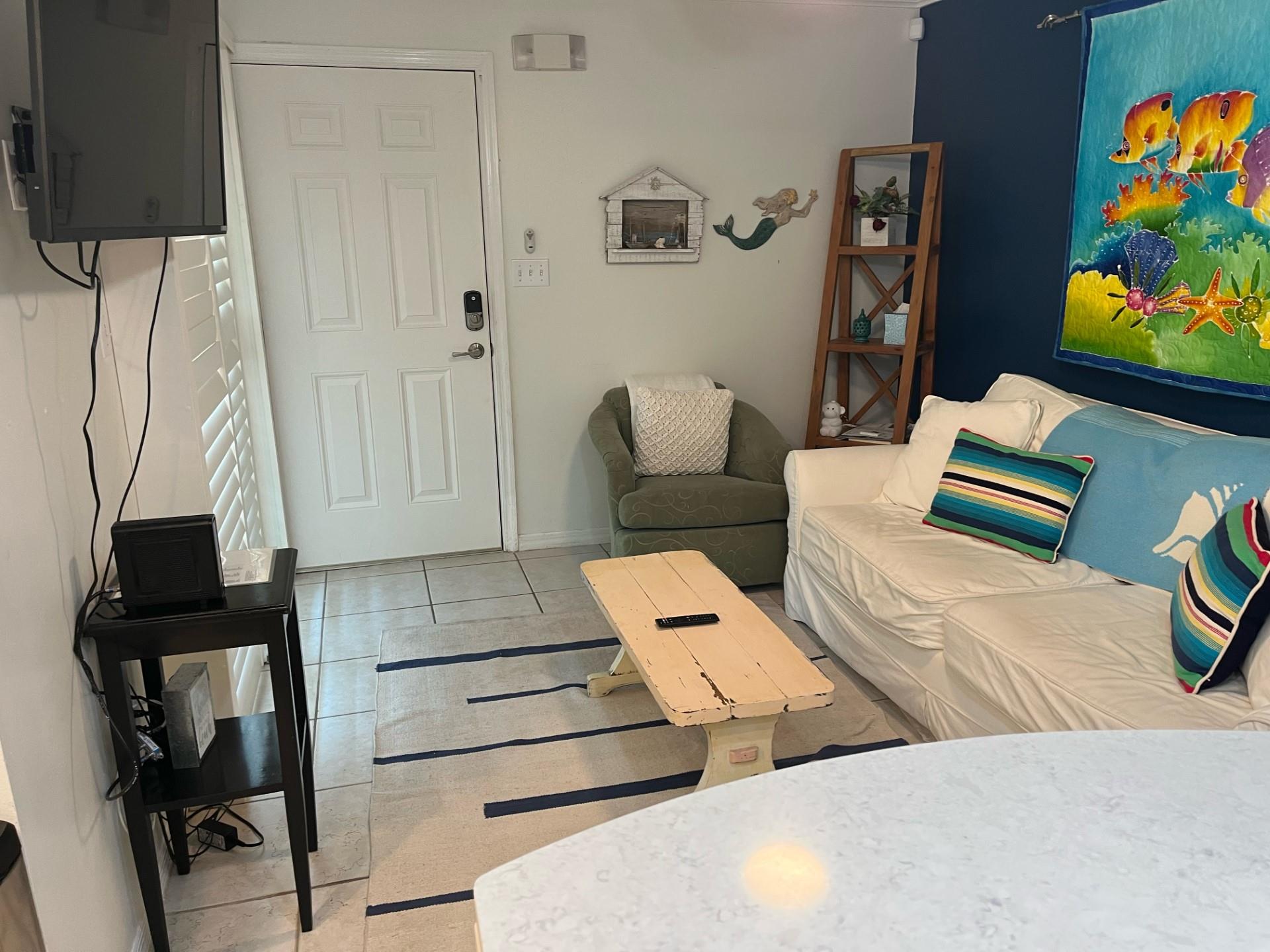 Beachside Villas 412 4