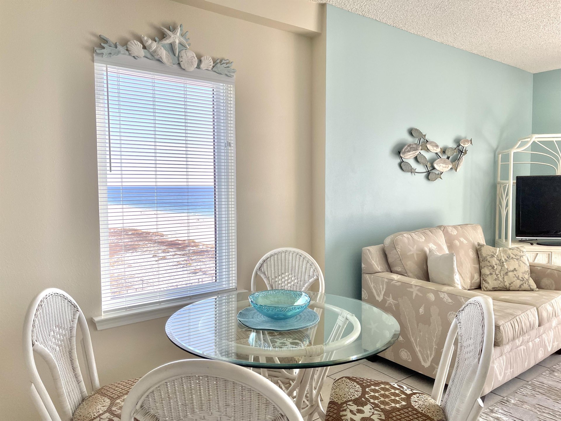 Tropic Isle 701 9