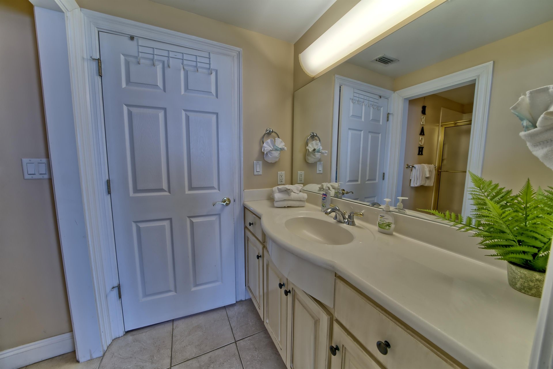 Unit 2102 40