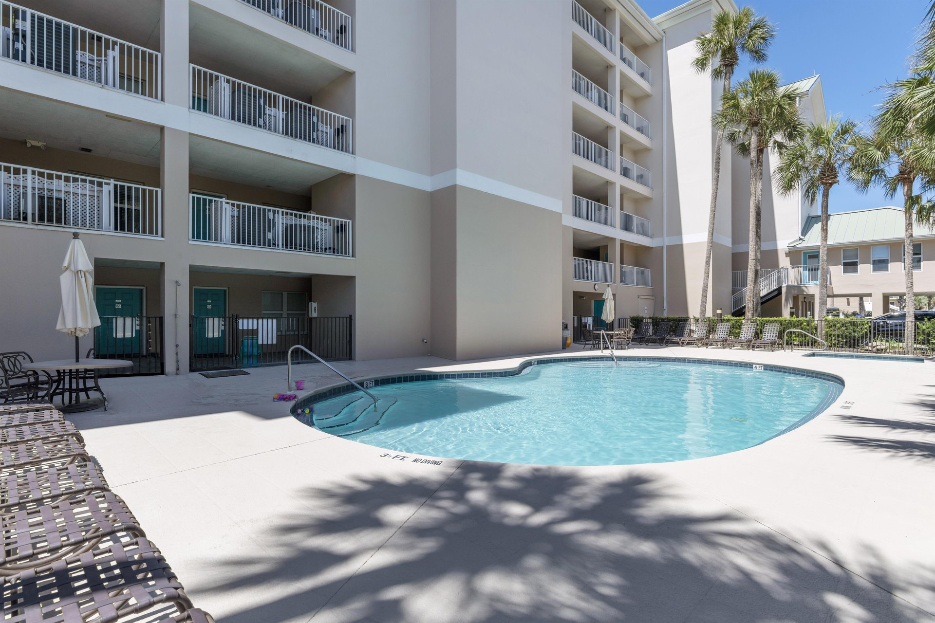 Crystal Dunes 305 30
