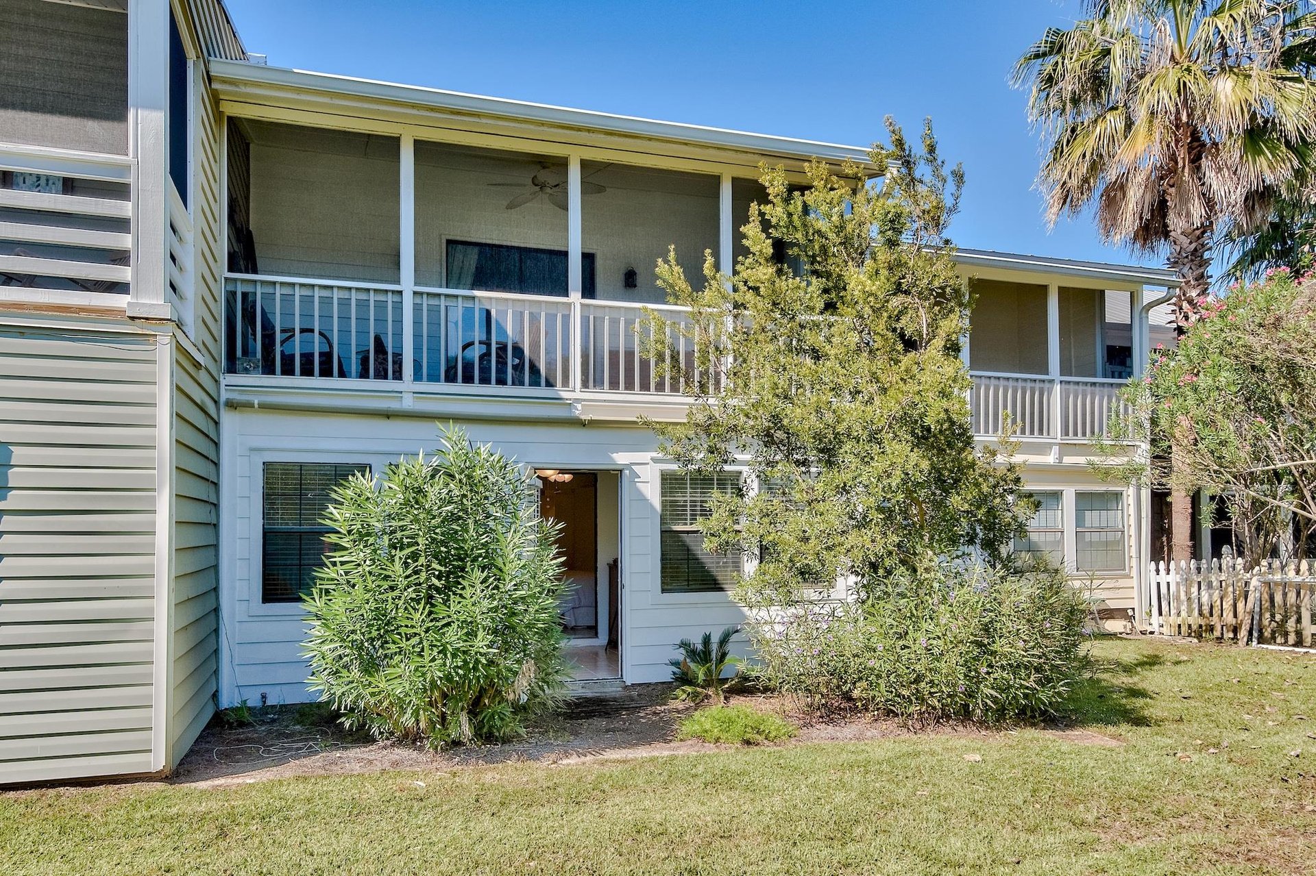 Gulf Vista 28
