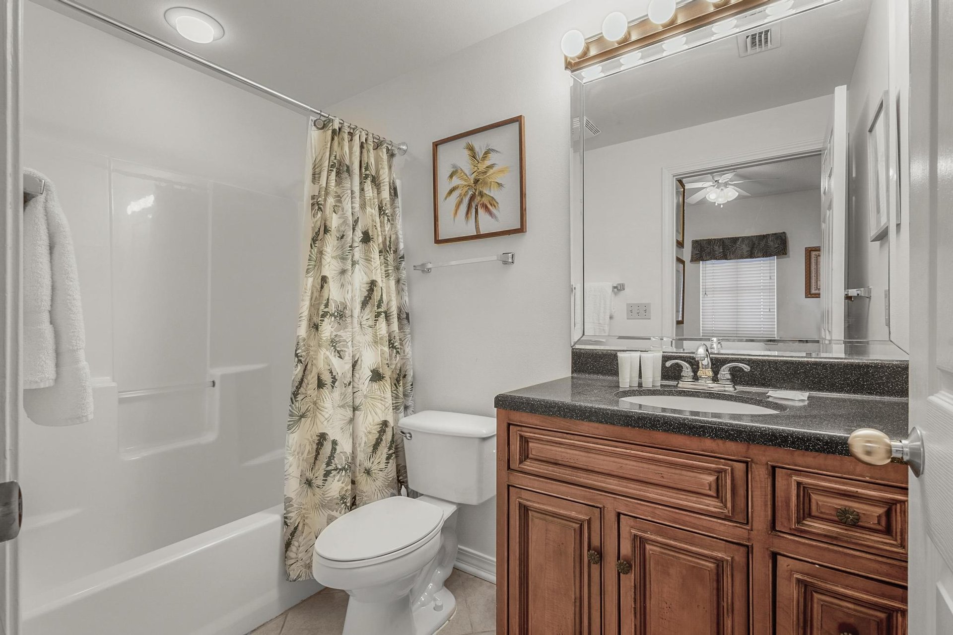 South Harbour 7E 10