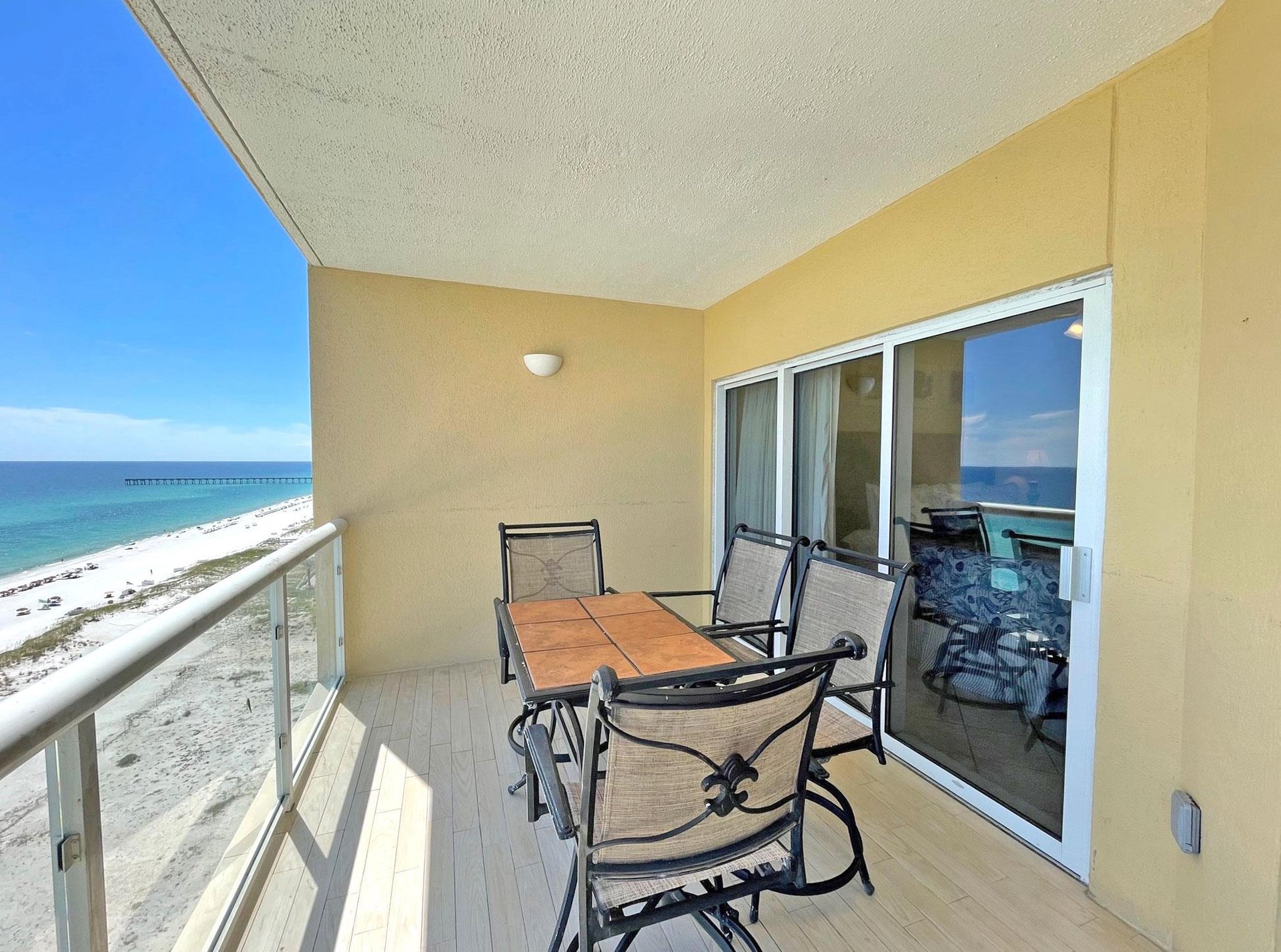 Emerald Isle 1205 3