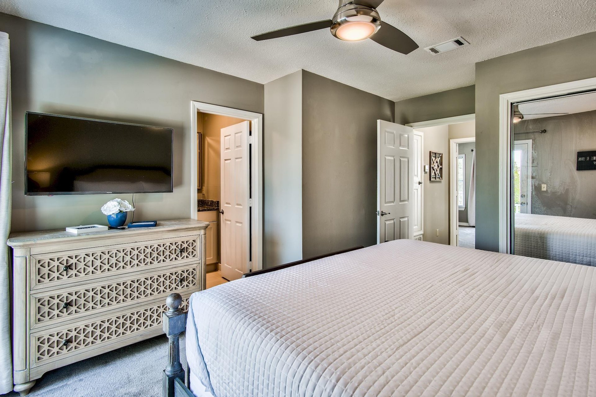 Crystal Blue Cottage 6