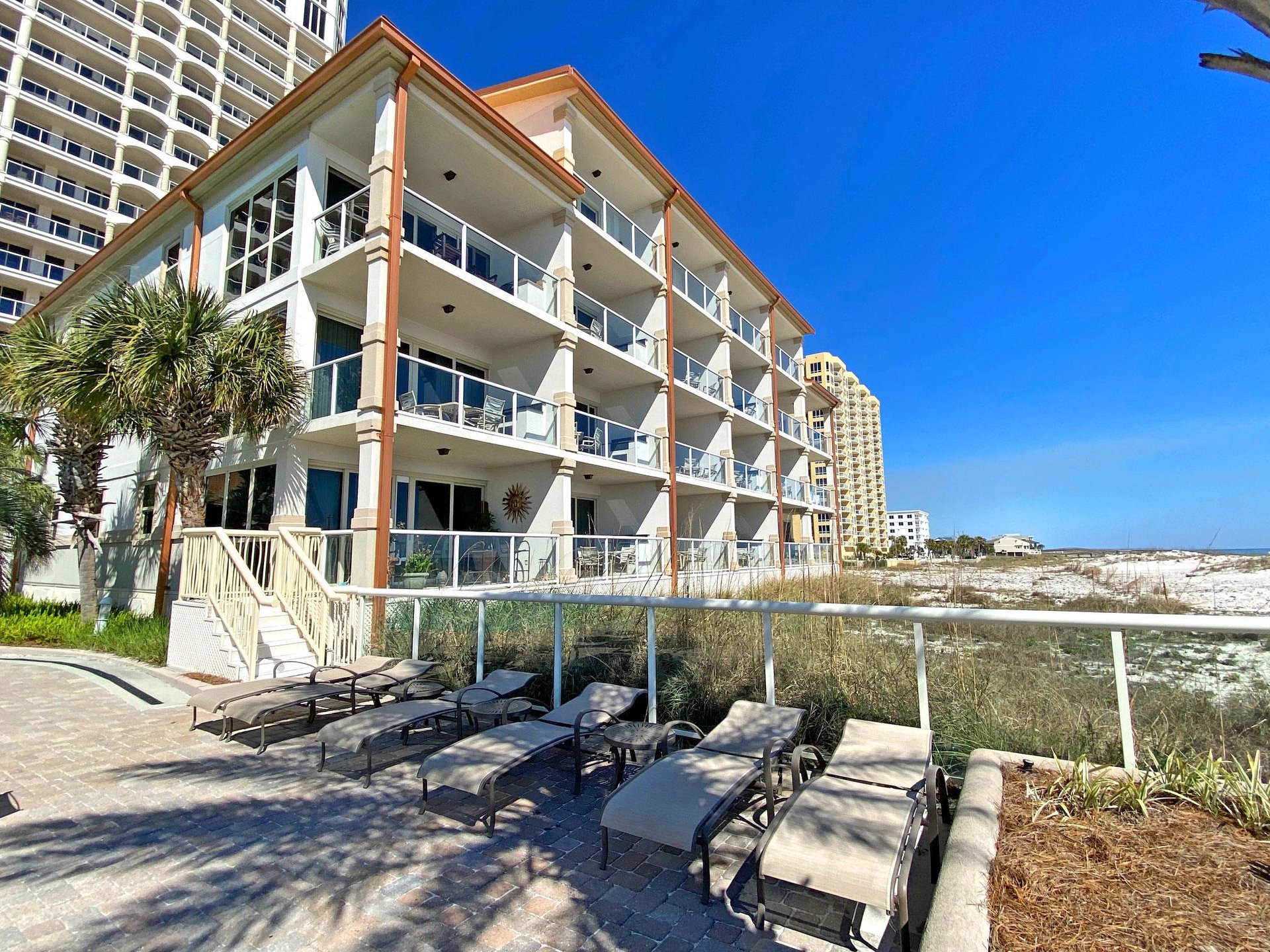 Beach Club 102B 2