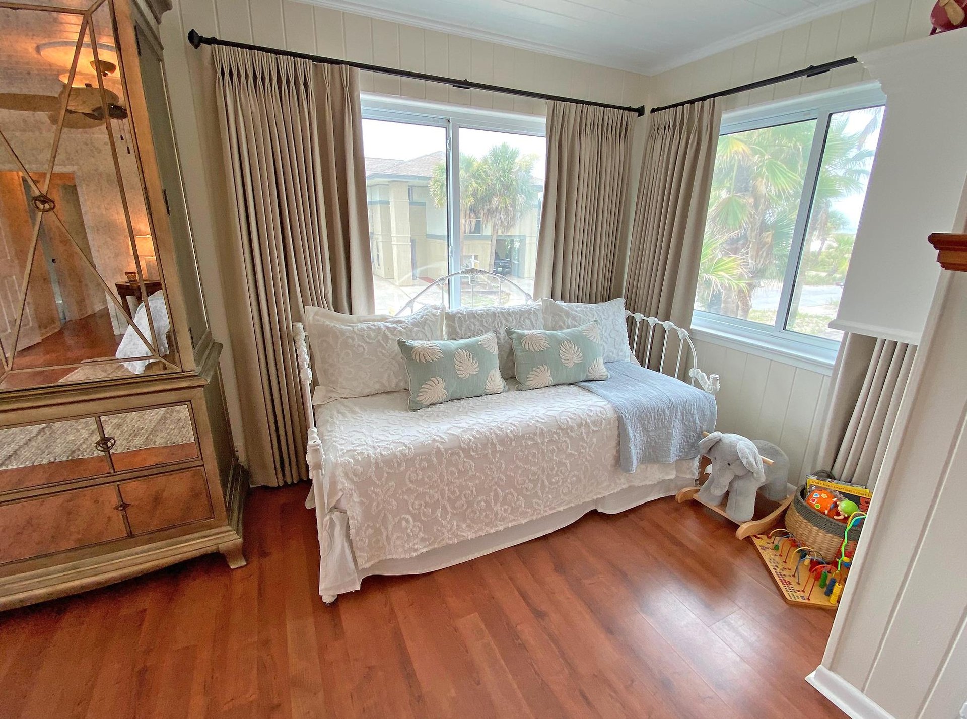 Ariola 103  Mermaid Oasis 34