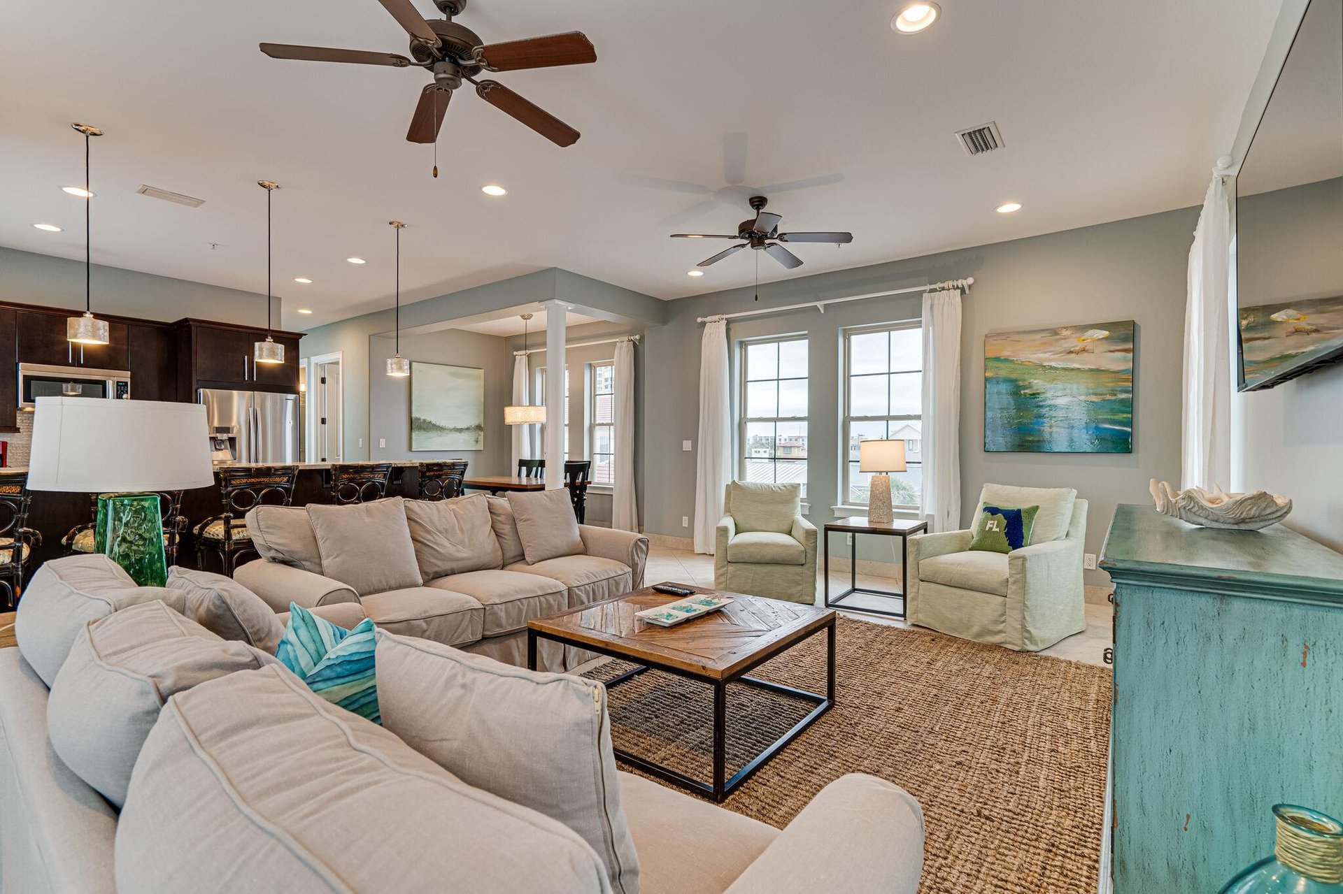 Ocean Front Escape 4
