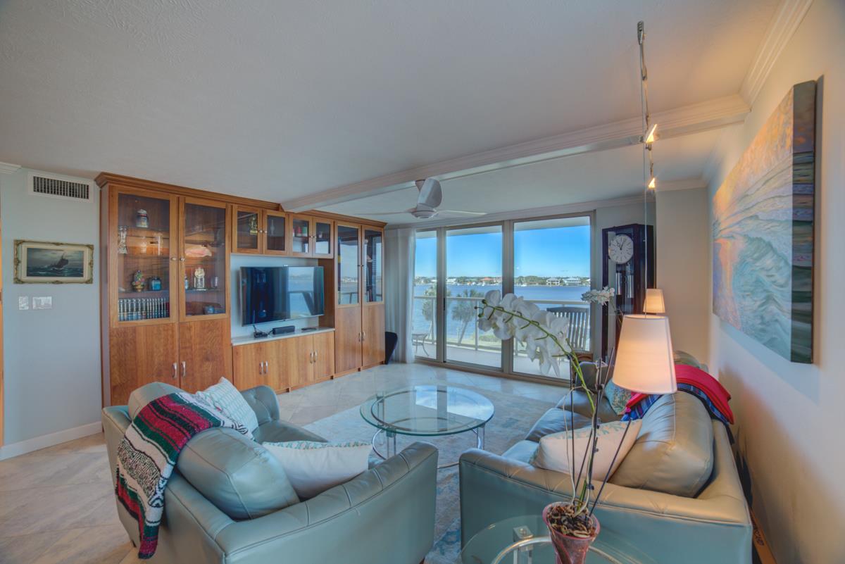 Sabine Yacht and Racquet Club 3D 4