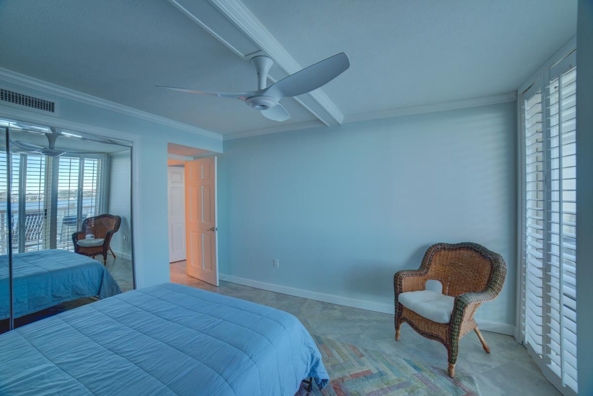 Sabine Yacht and Racquet Club 3D 29