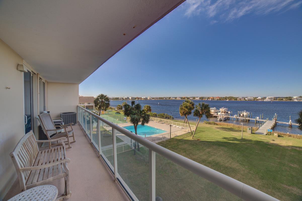 Sabine Yacht and Racquet Club 3D 30