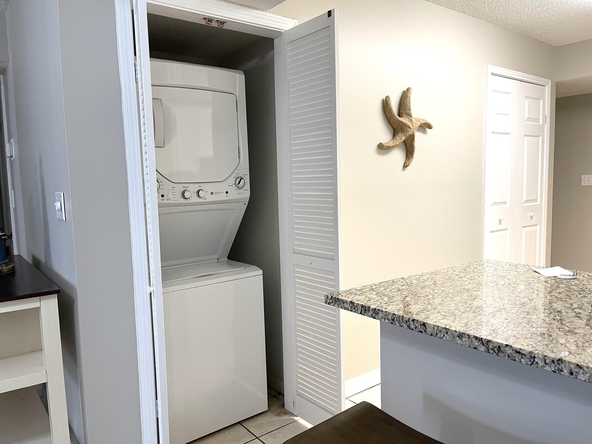 Ocean House 1206 8