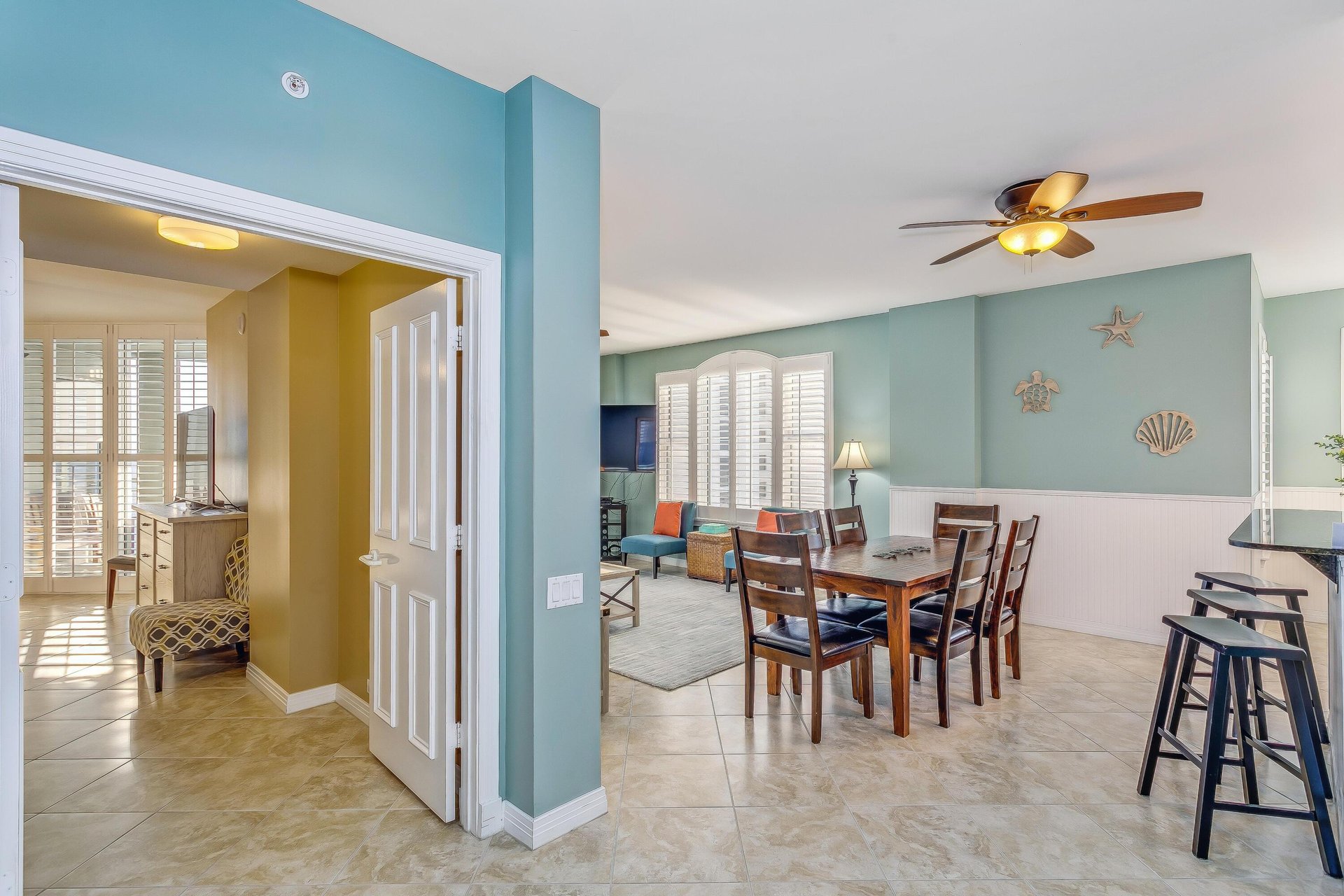 Beach Colony West 11F 3