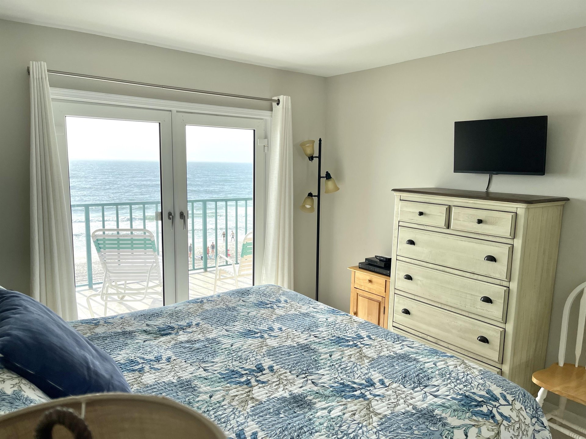 Surf Side Shores 2401 9