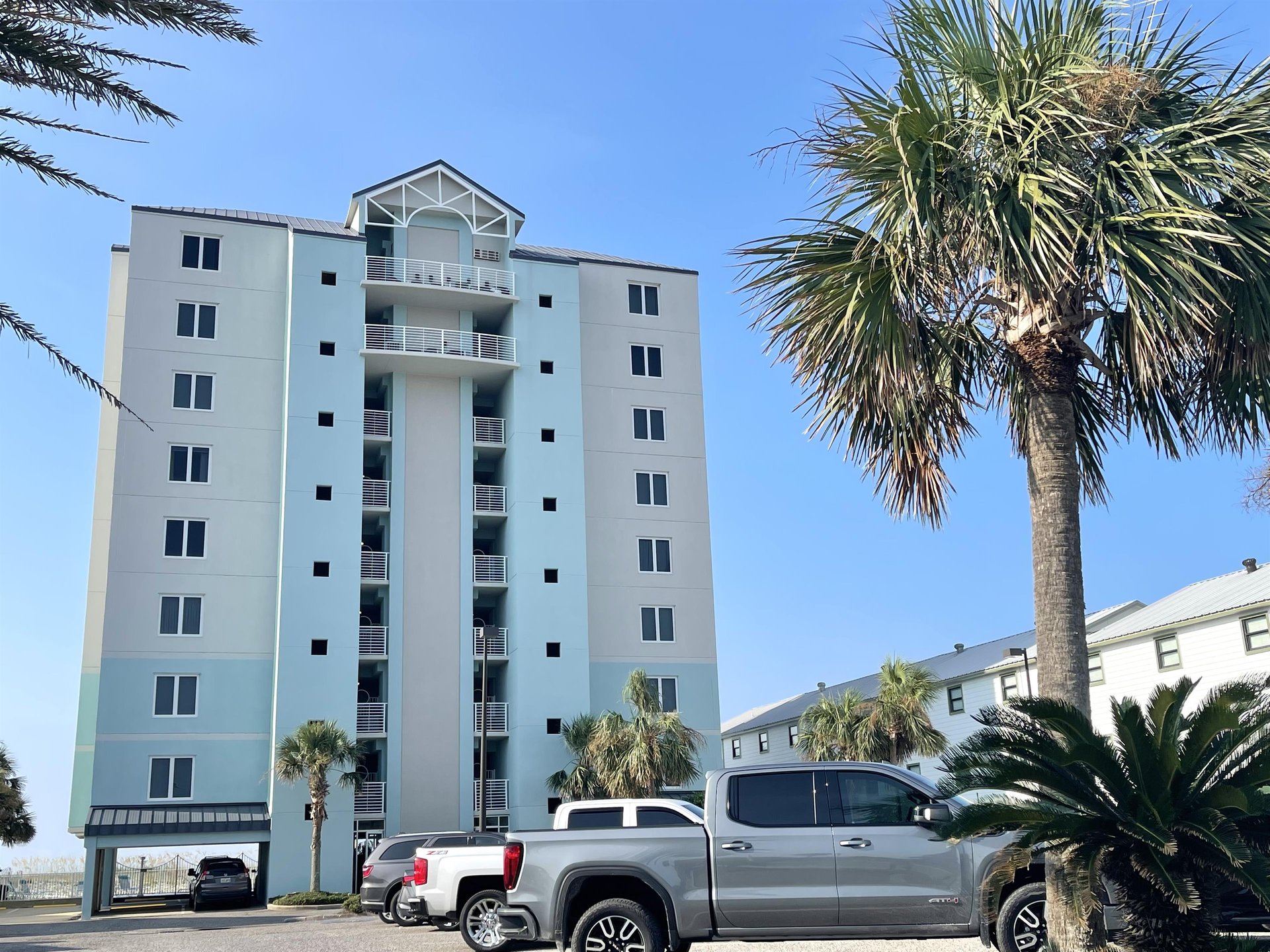Tropic Isle 805 36