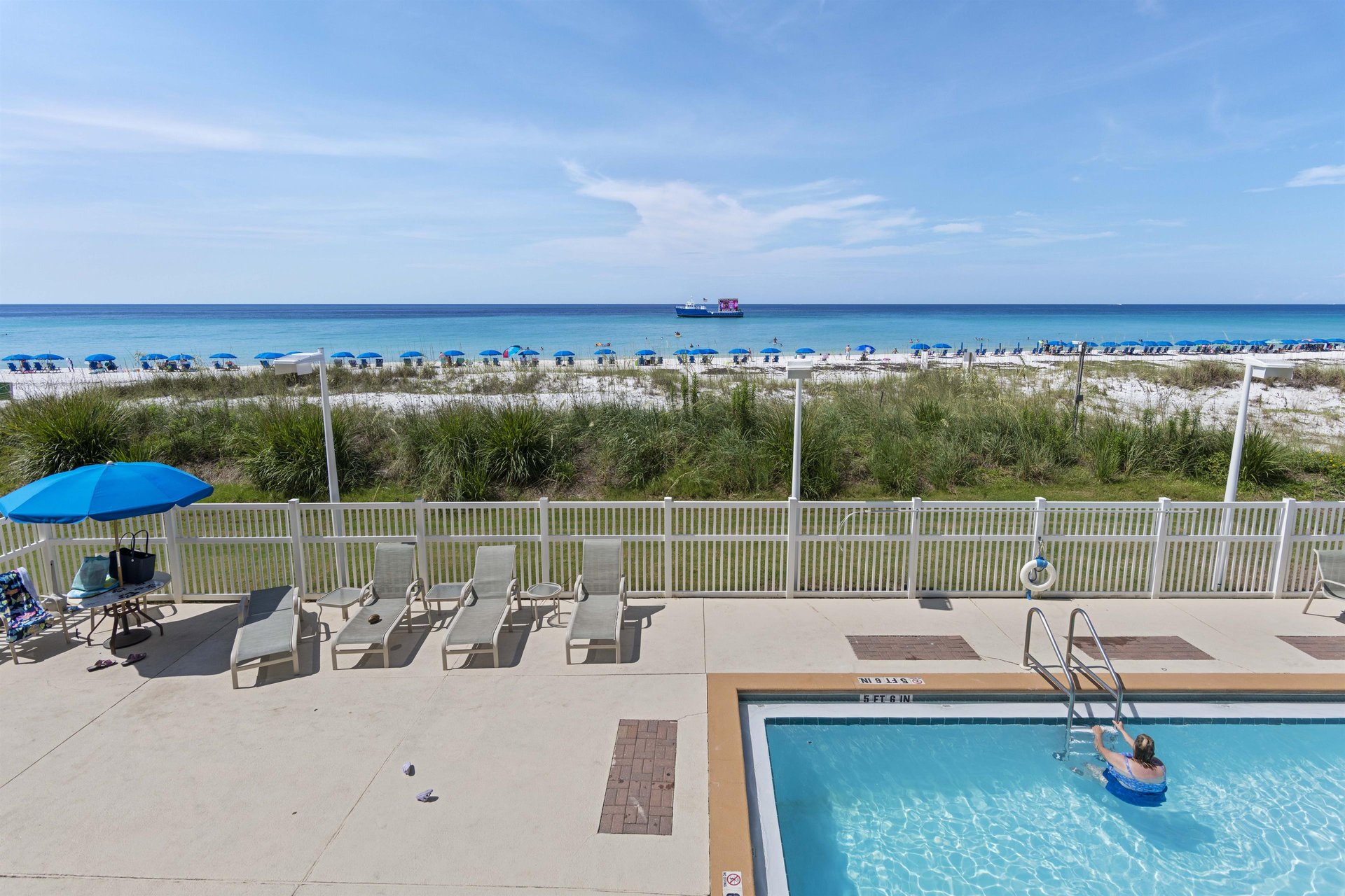 Destin Seafarer 102 17