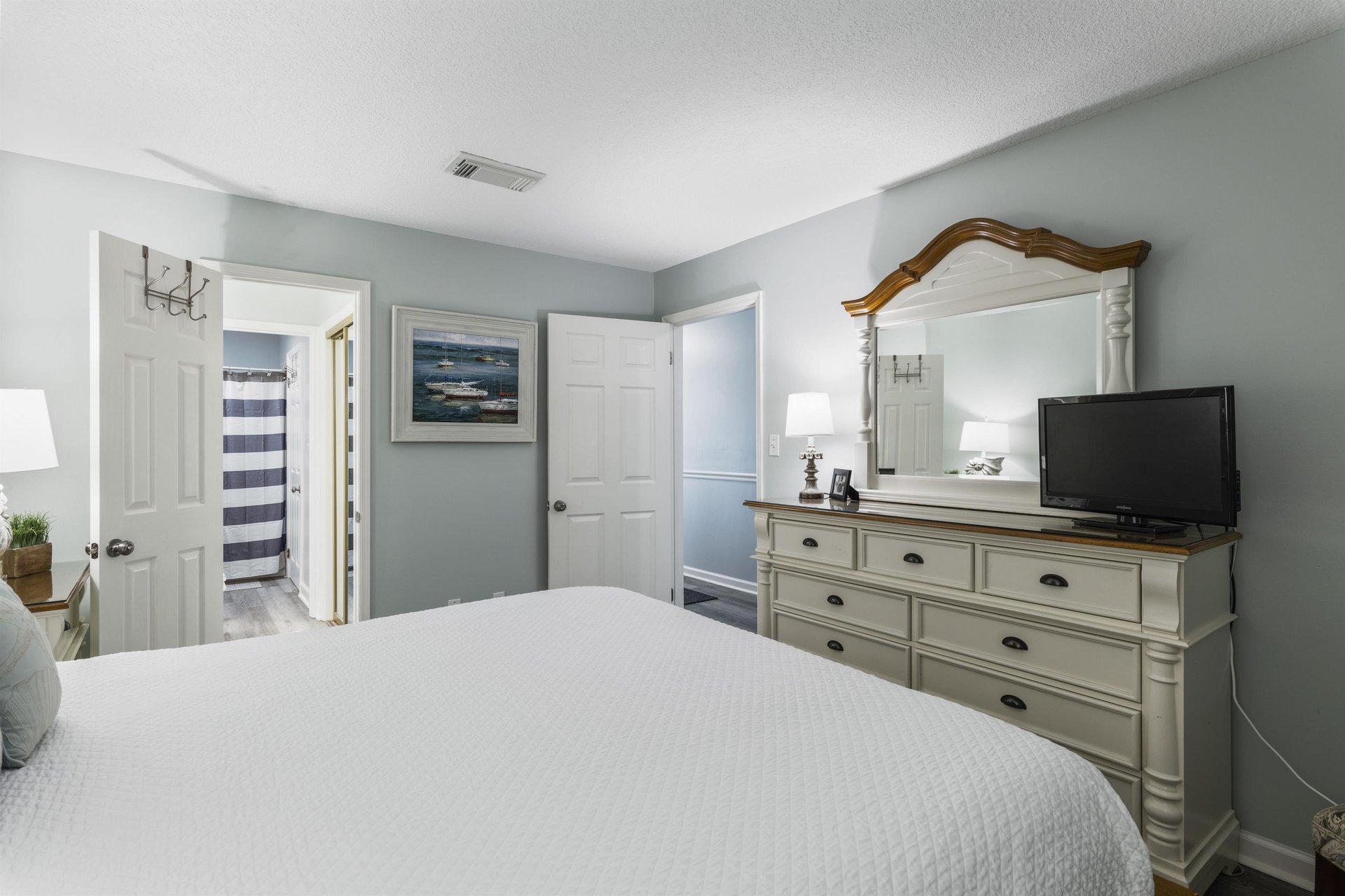Coral Reef Club 18 13