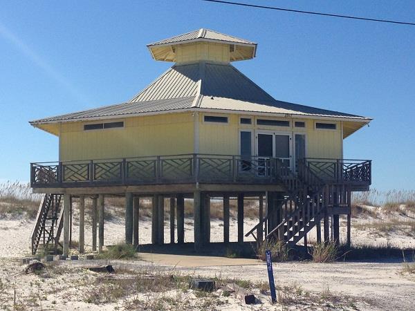 Birdcage  Pet Friendly 22