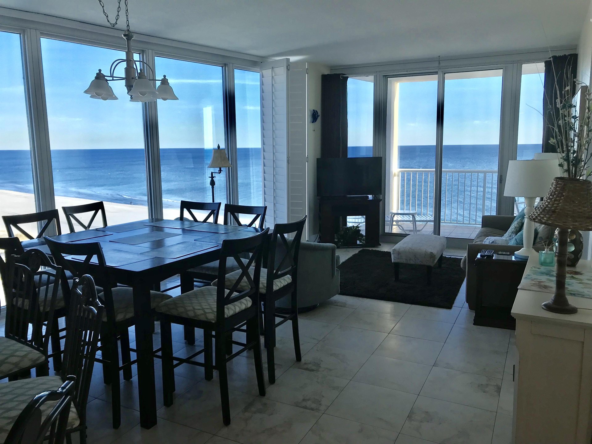 Island Tower  901 4