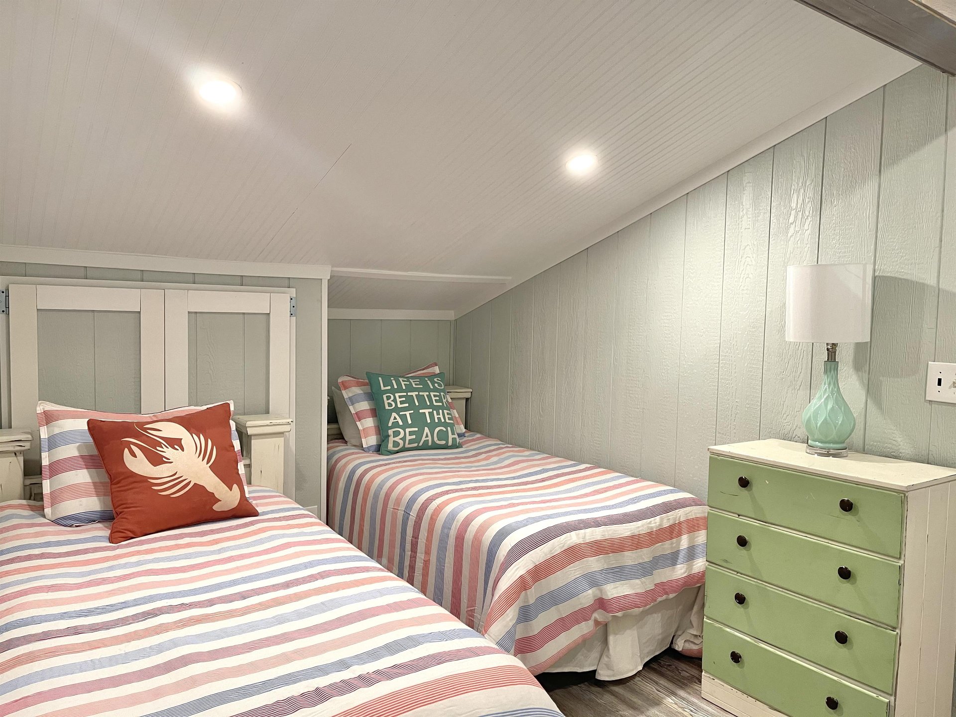 The Cove 212A 13