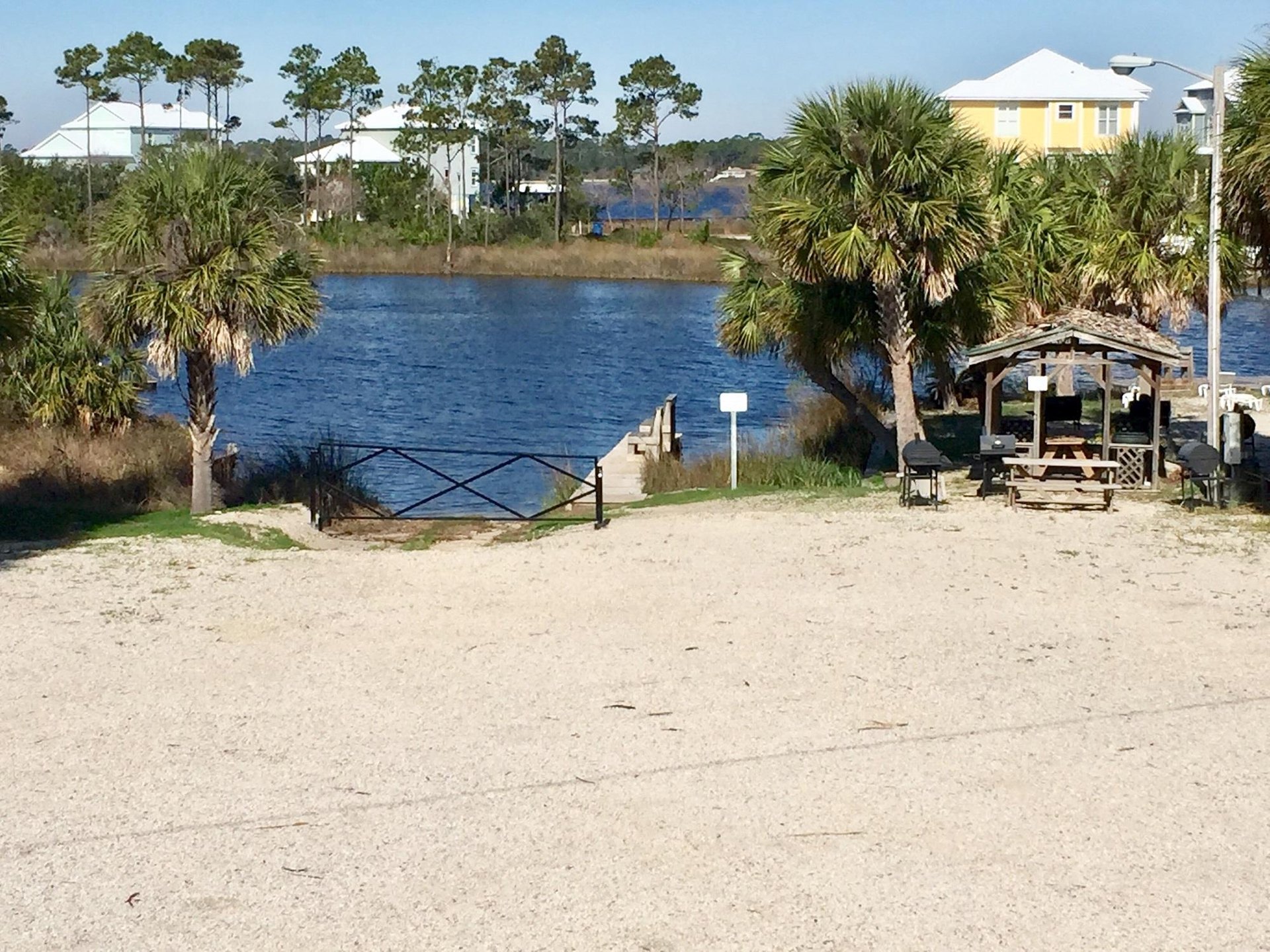 The Cove 212A 22