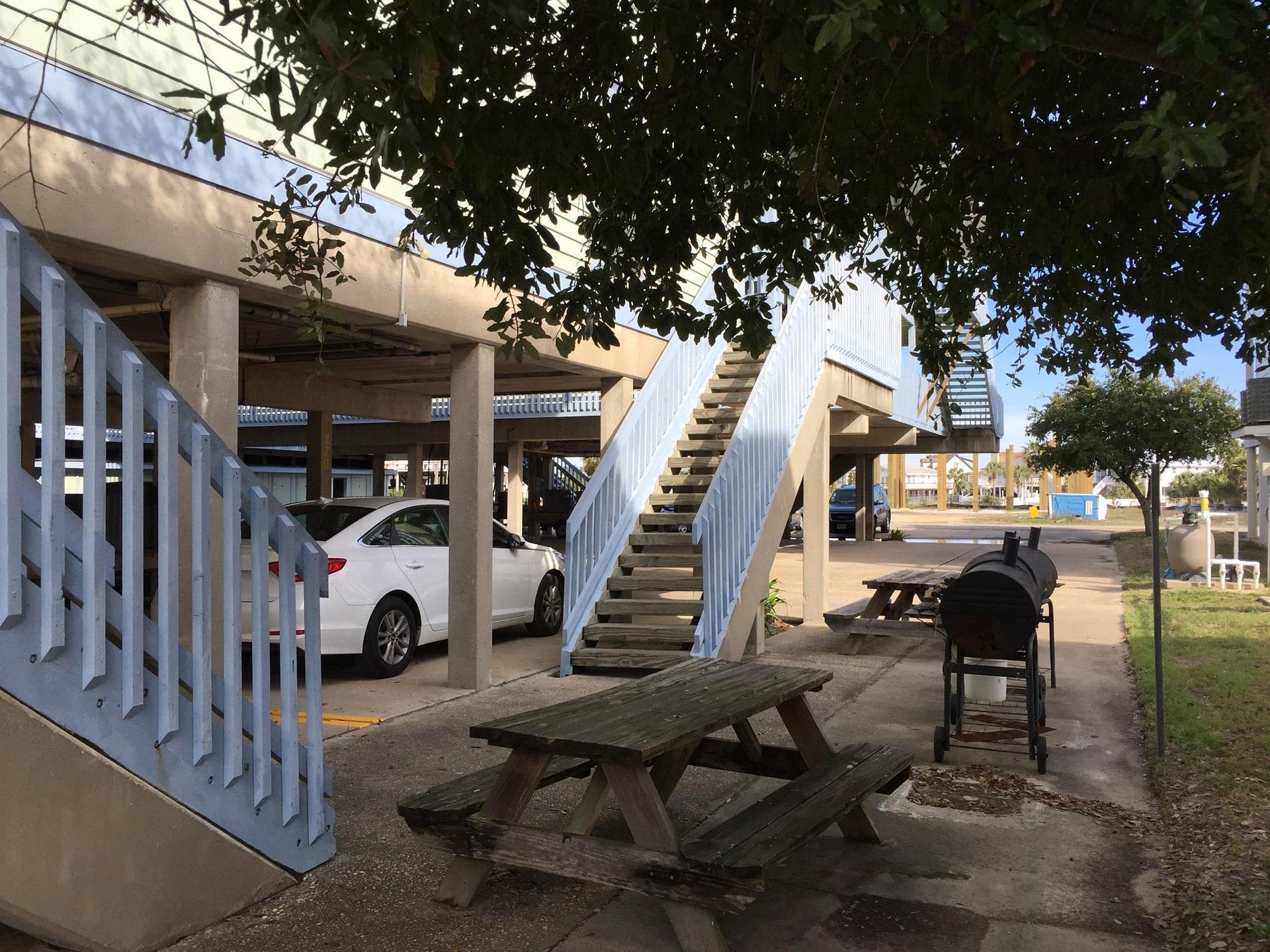 The Cove 212A 25