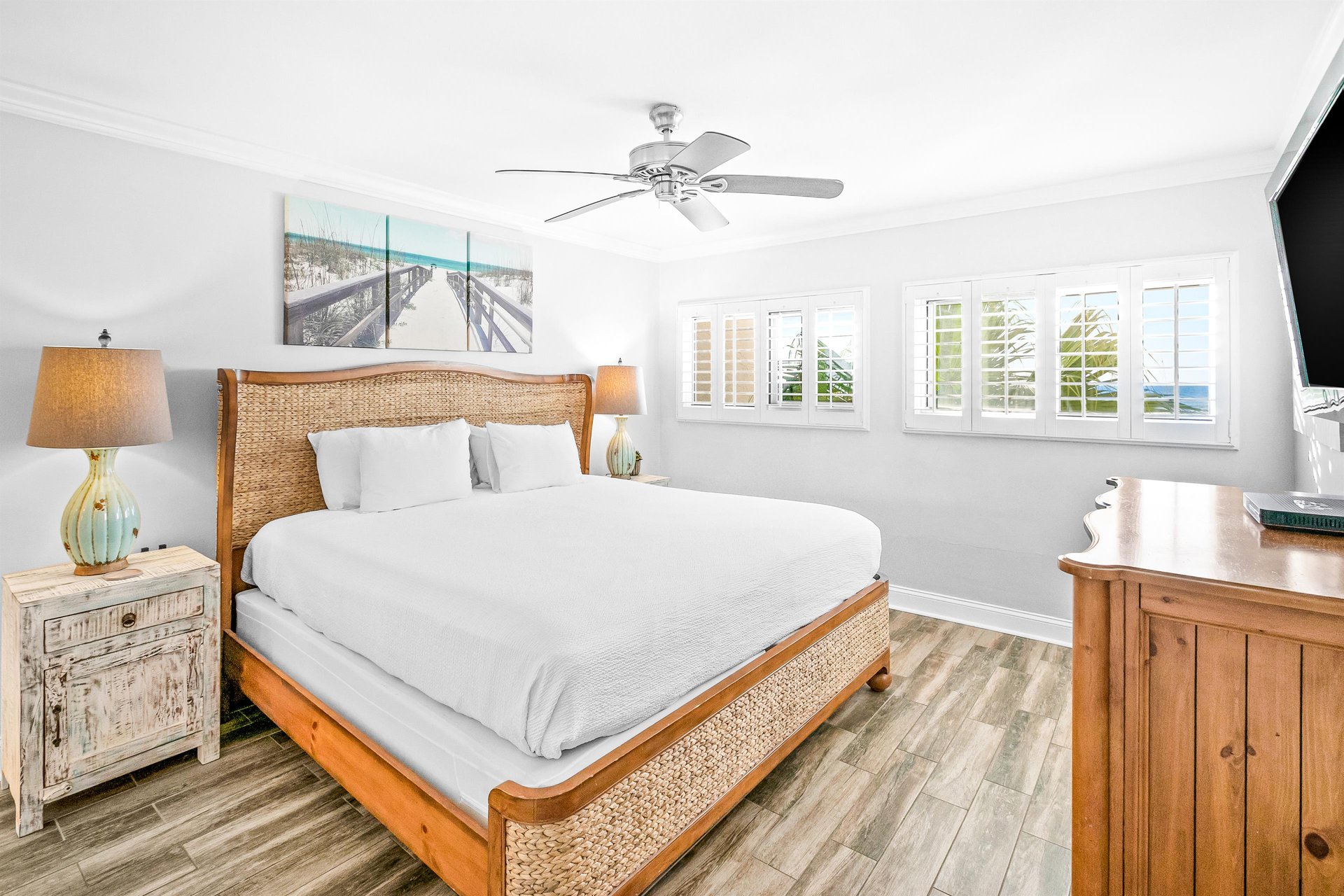 Beach House C102 12