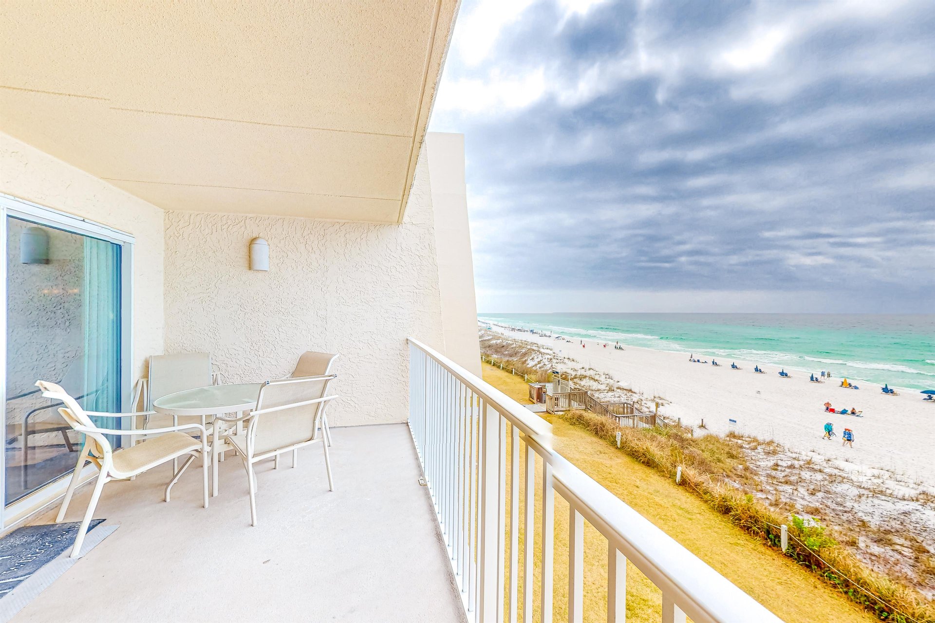 Beach House B303 16