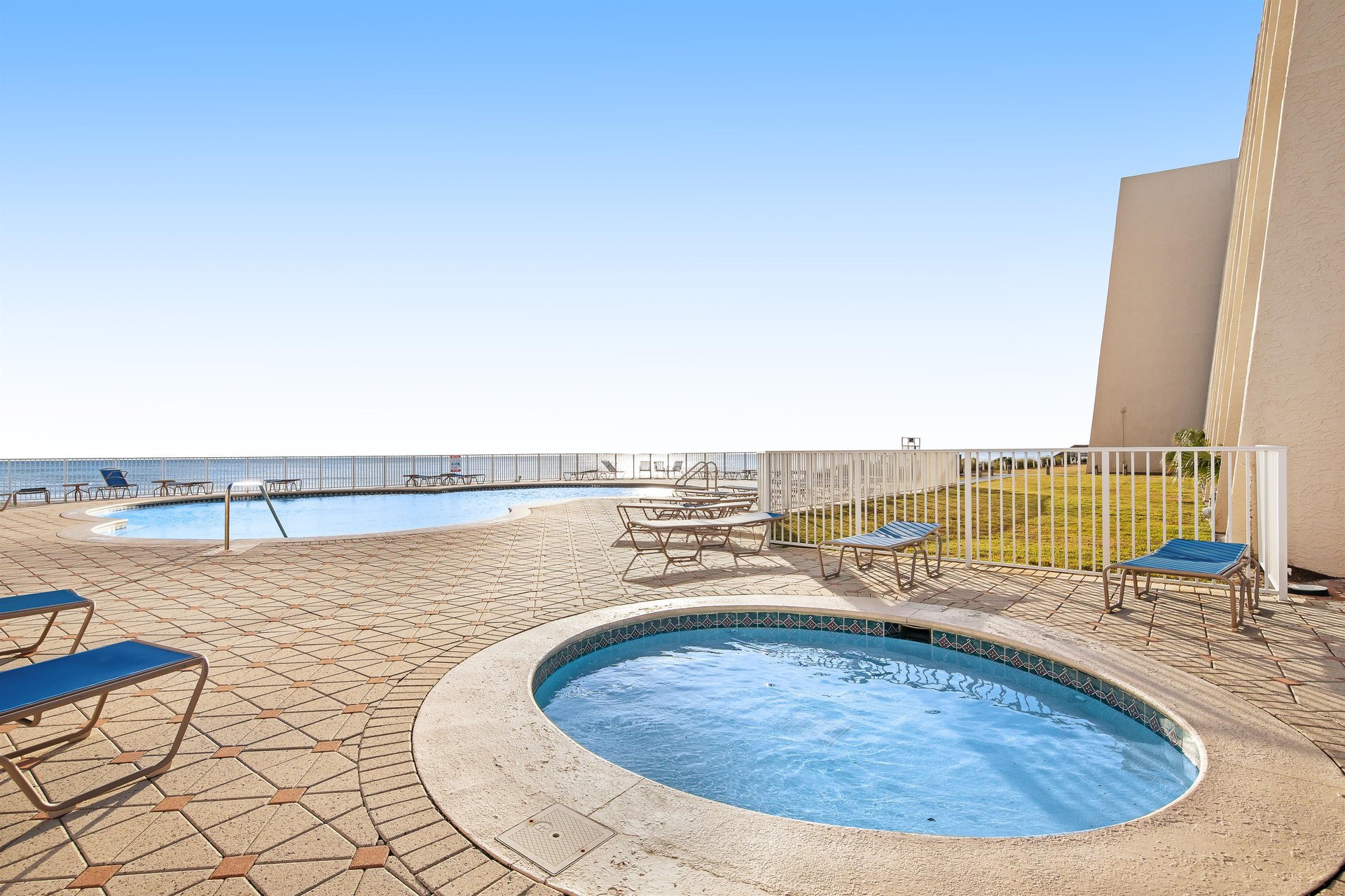Beach House B303 26