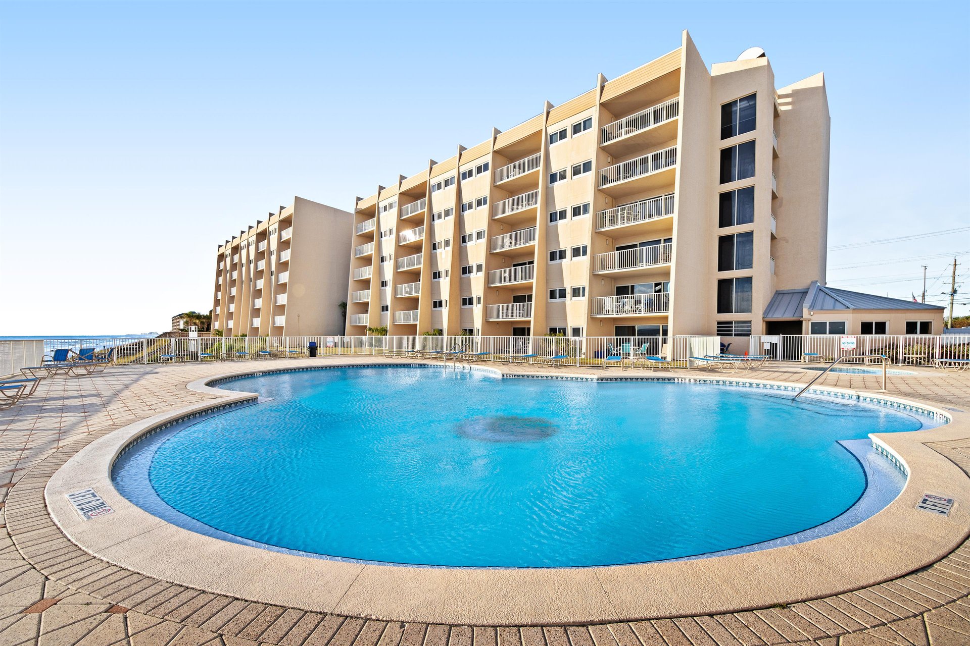 Beach House B404 26