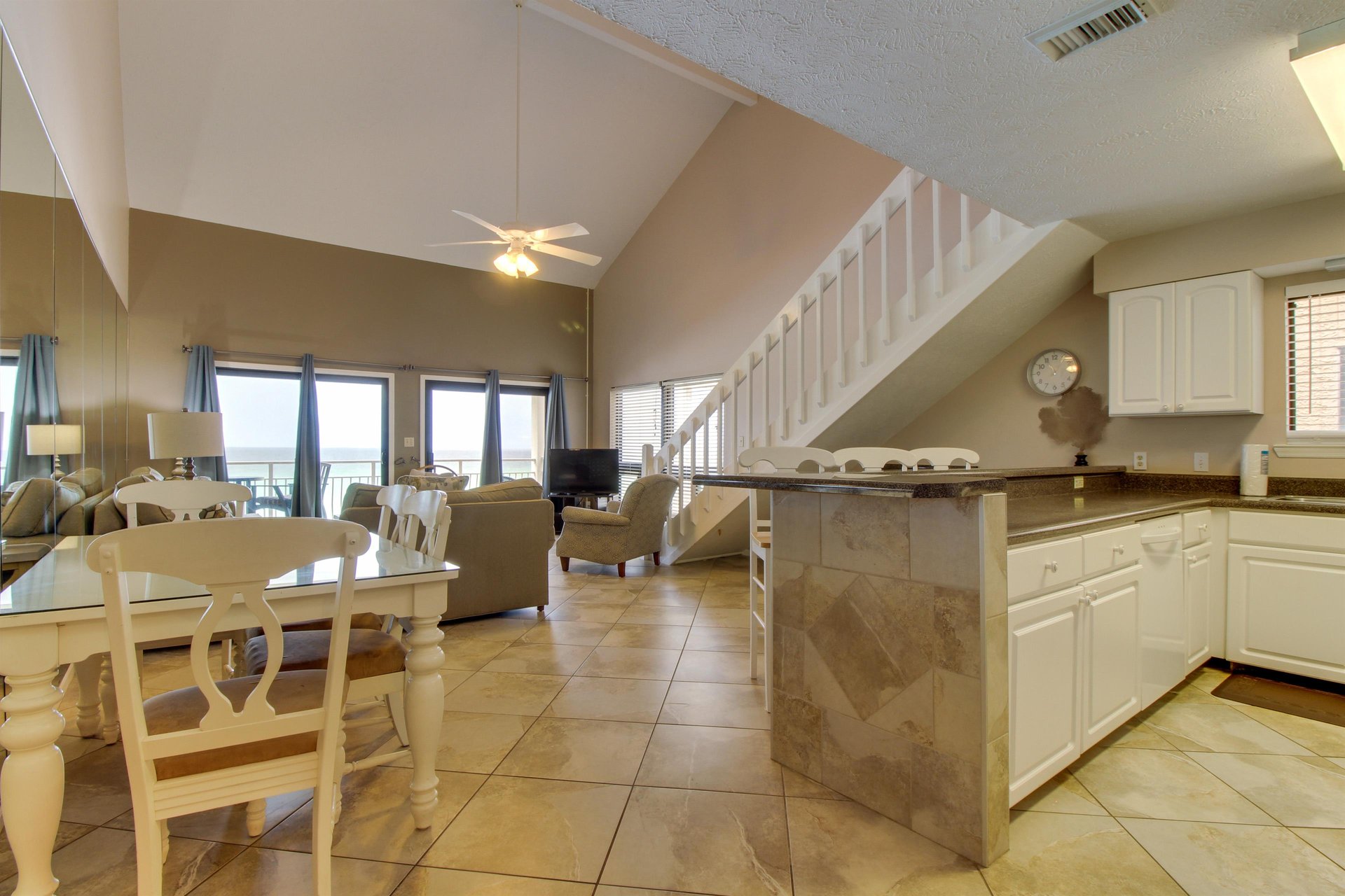Crystal Villas B15 5
