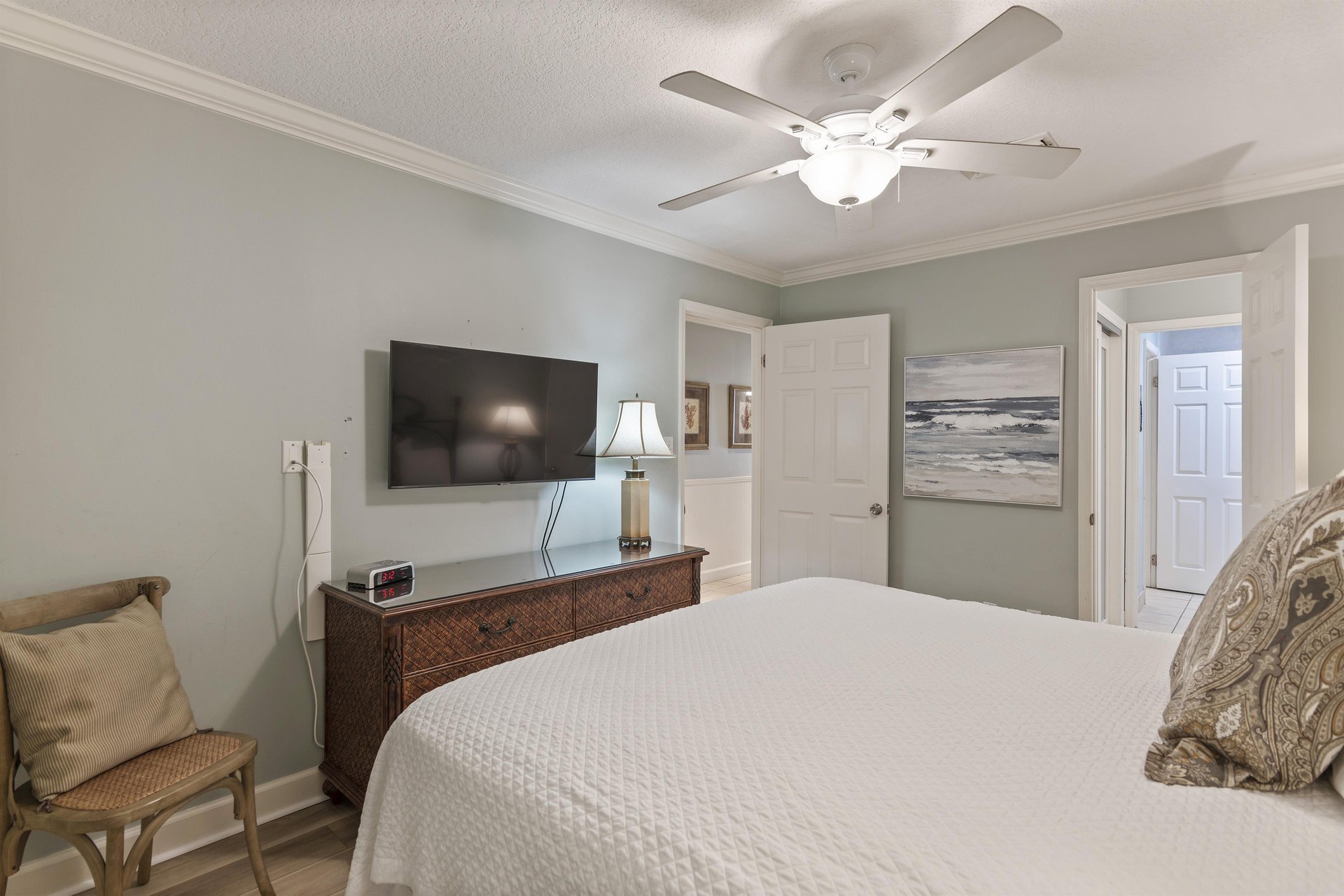 Coral Reef Club 38 13