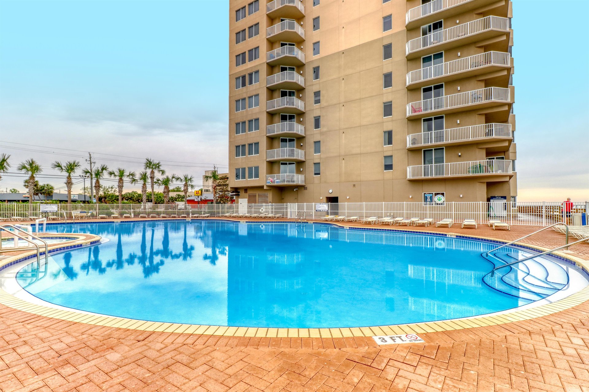 Tidewater Beach Resort 1111 4
