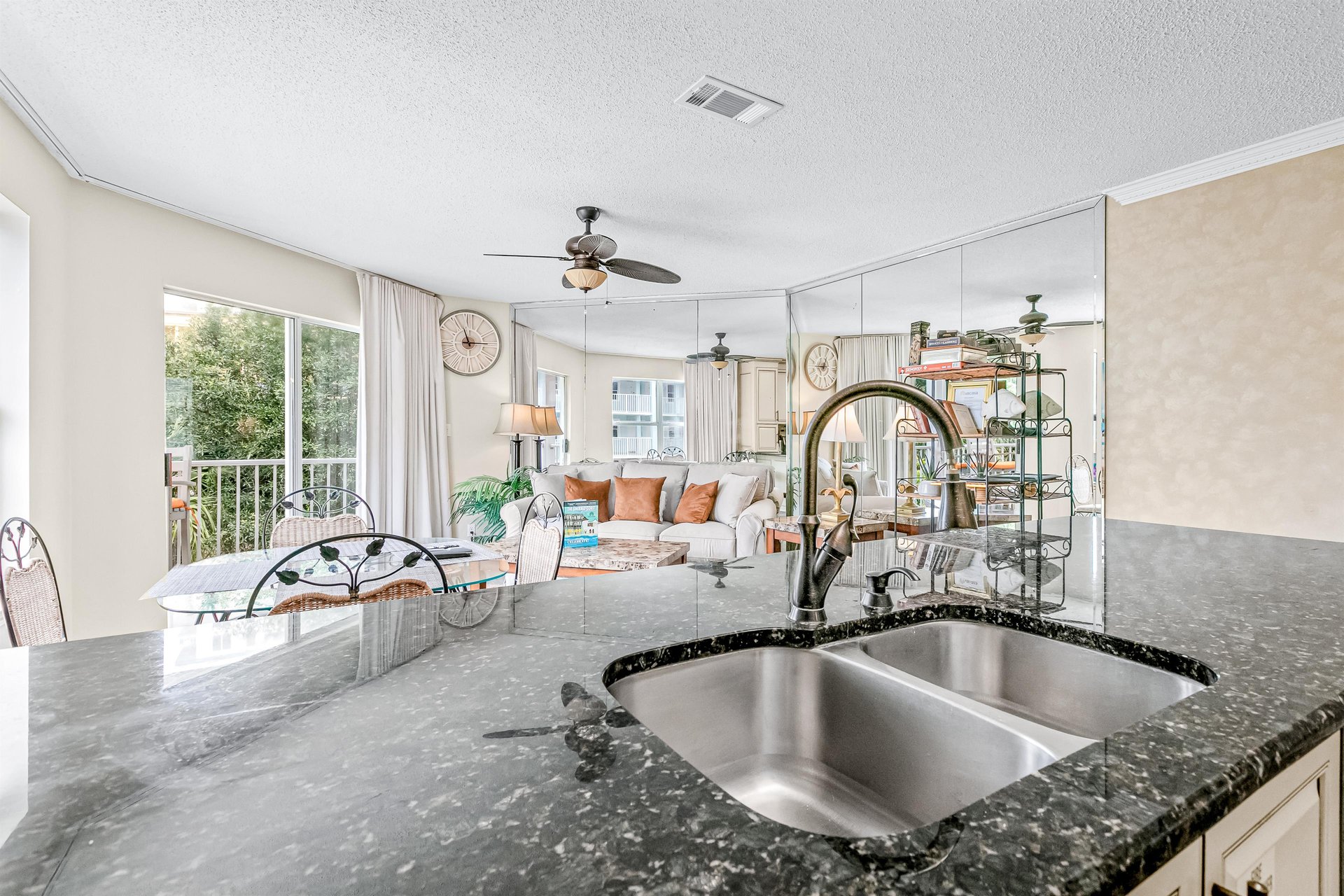 Gulfview II 1218 8