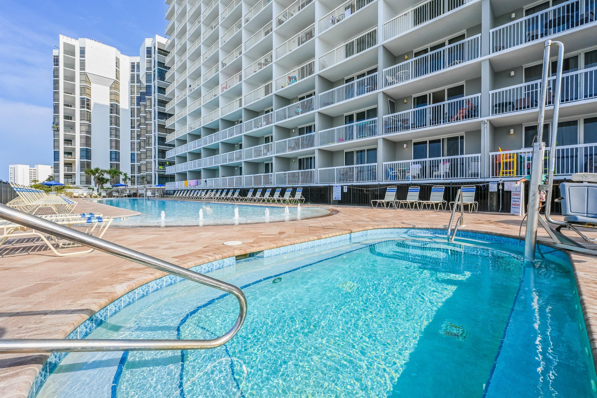 Pelican Beach Resort 705 30