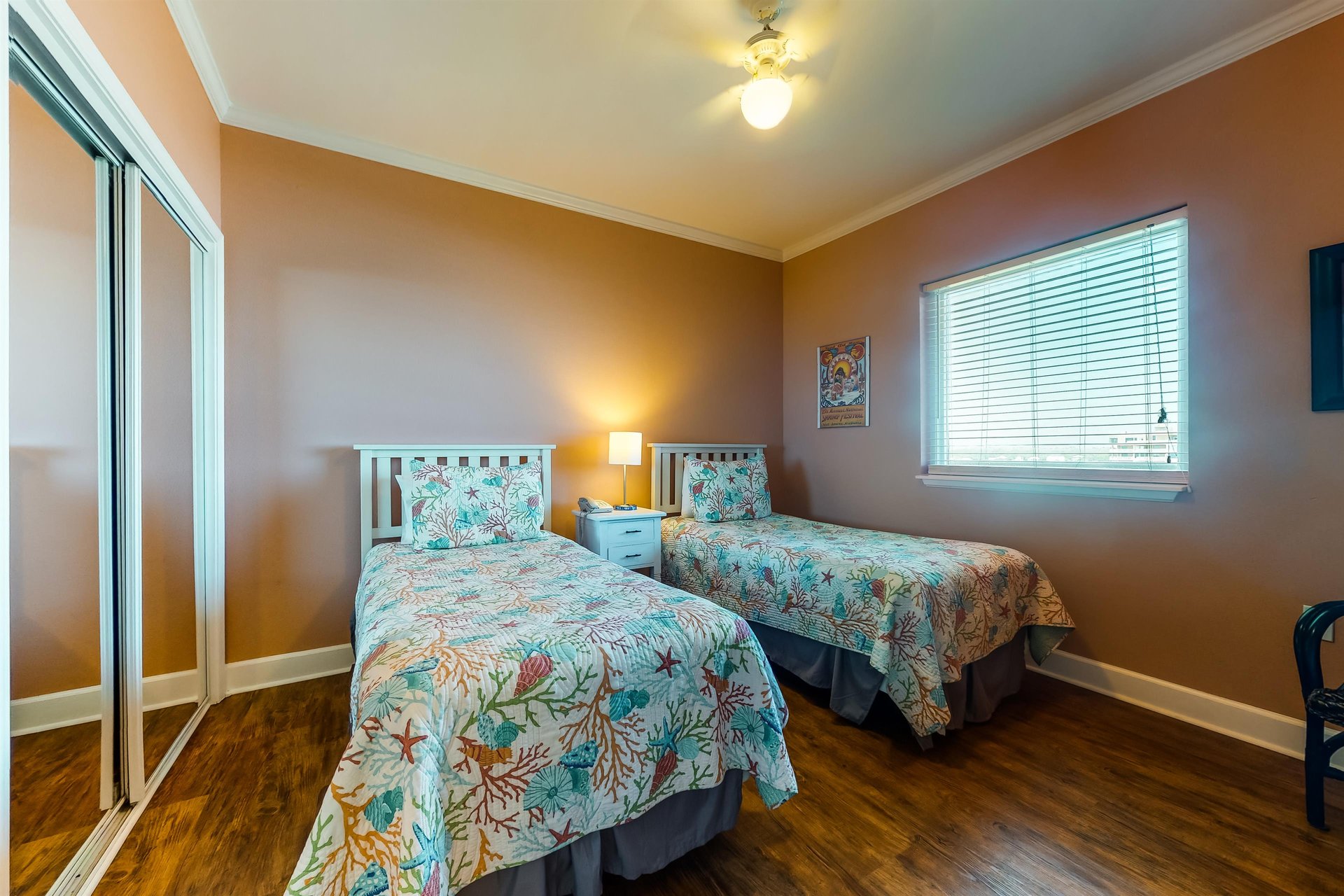 Sanibel 606 7