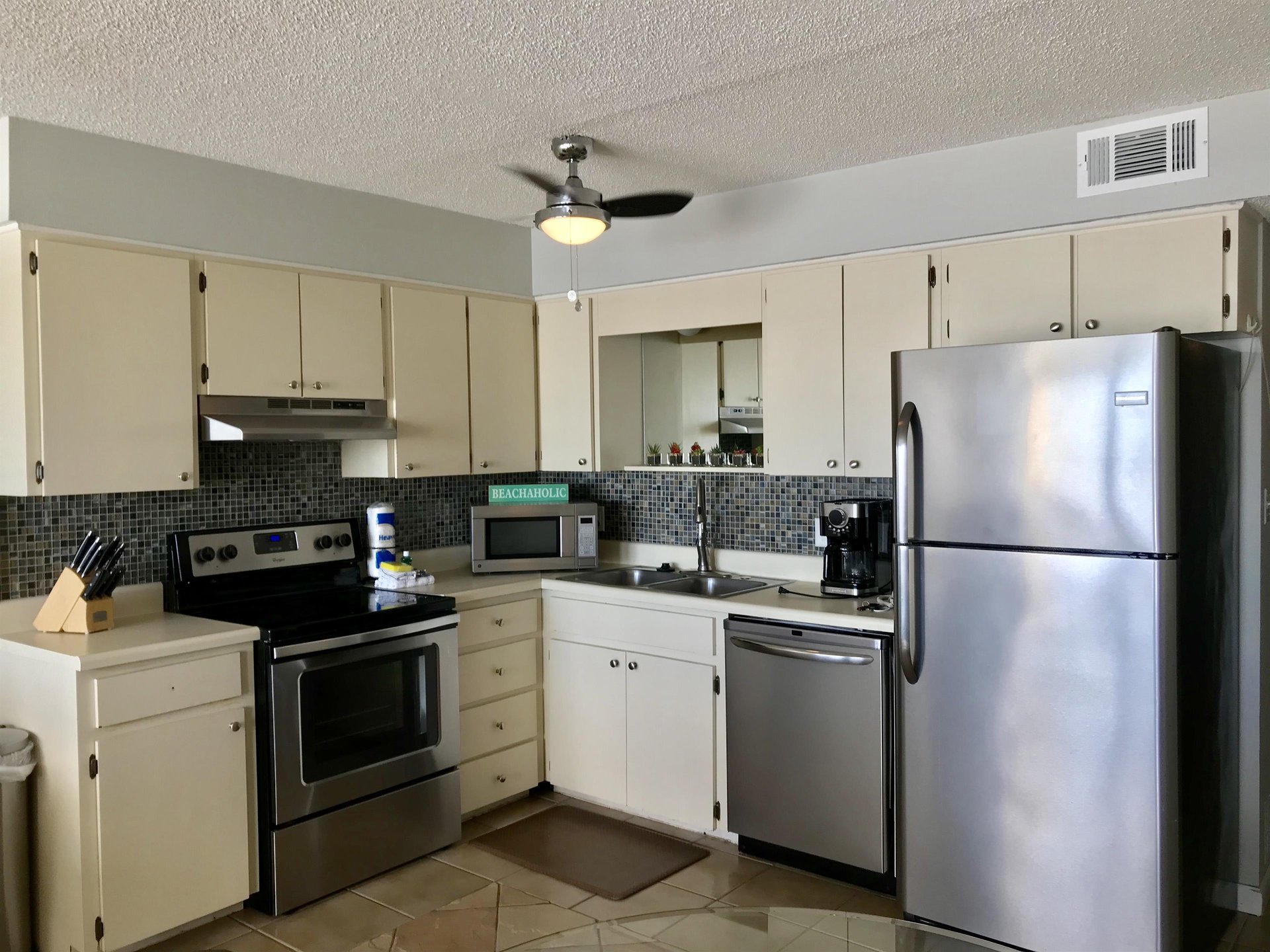 Island Shores 559 4
