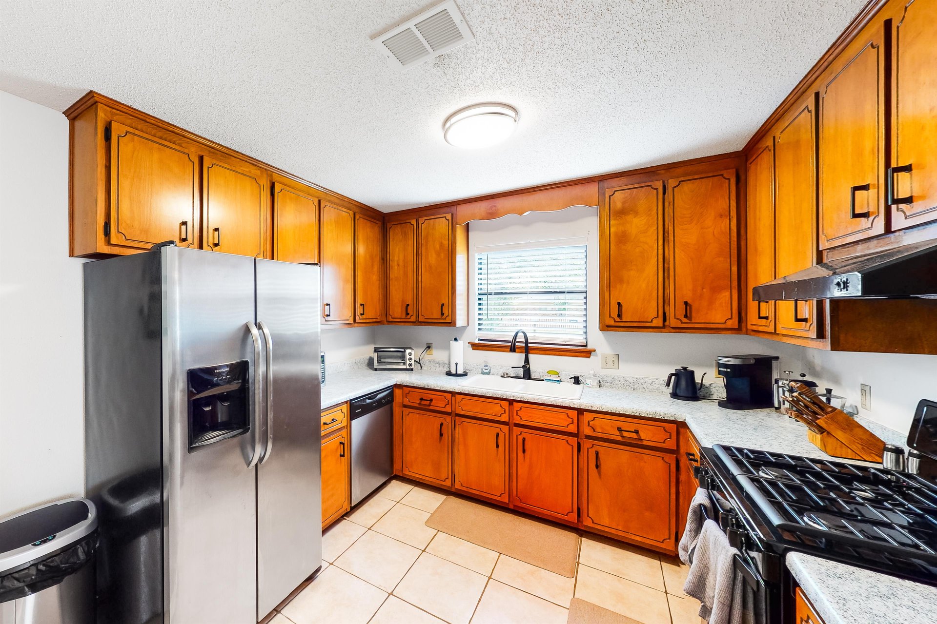 Driftwood Place 6