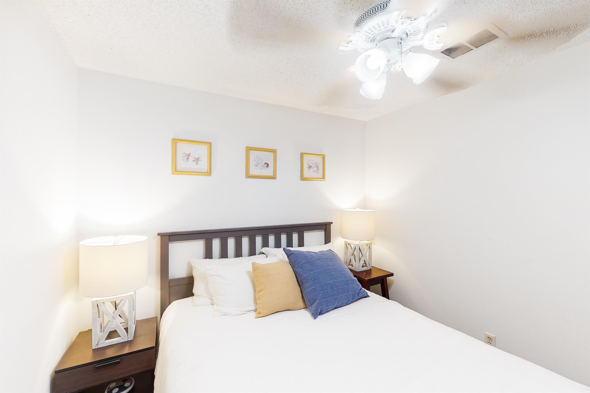 Driftwood Place 12