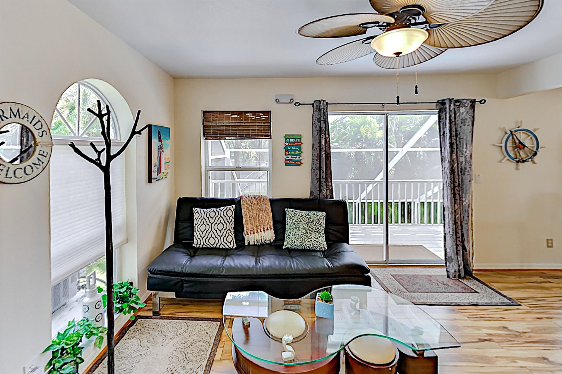 Gulf Island Lanai 8