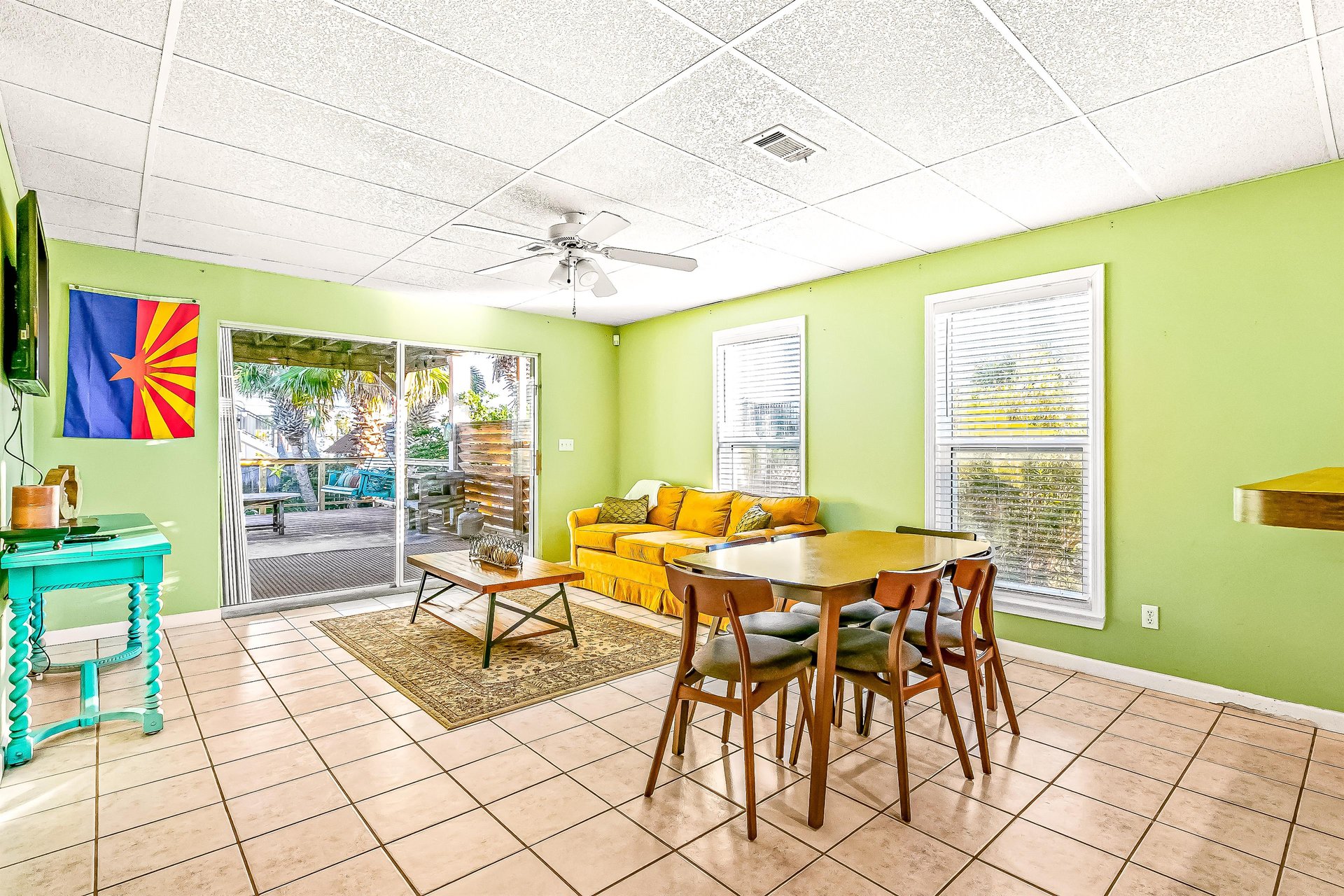 Flip Side Oasis 23