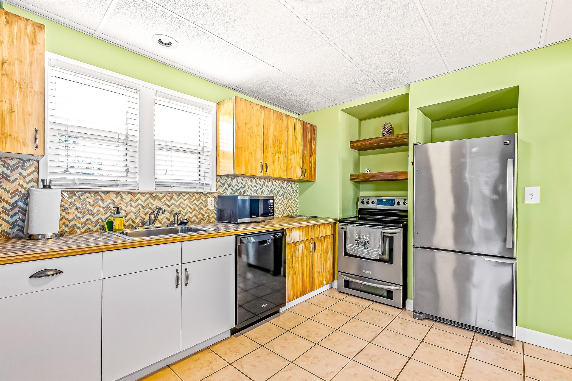 Flip Side Oasis 24